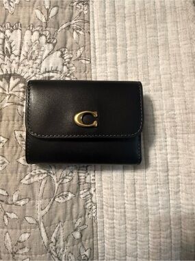 Coach Essential Card Wallet
